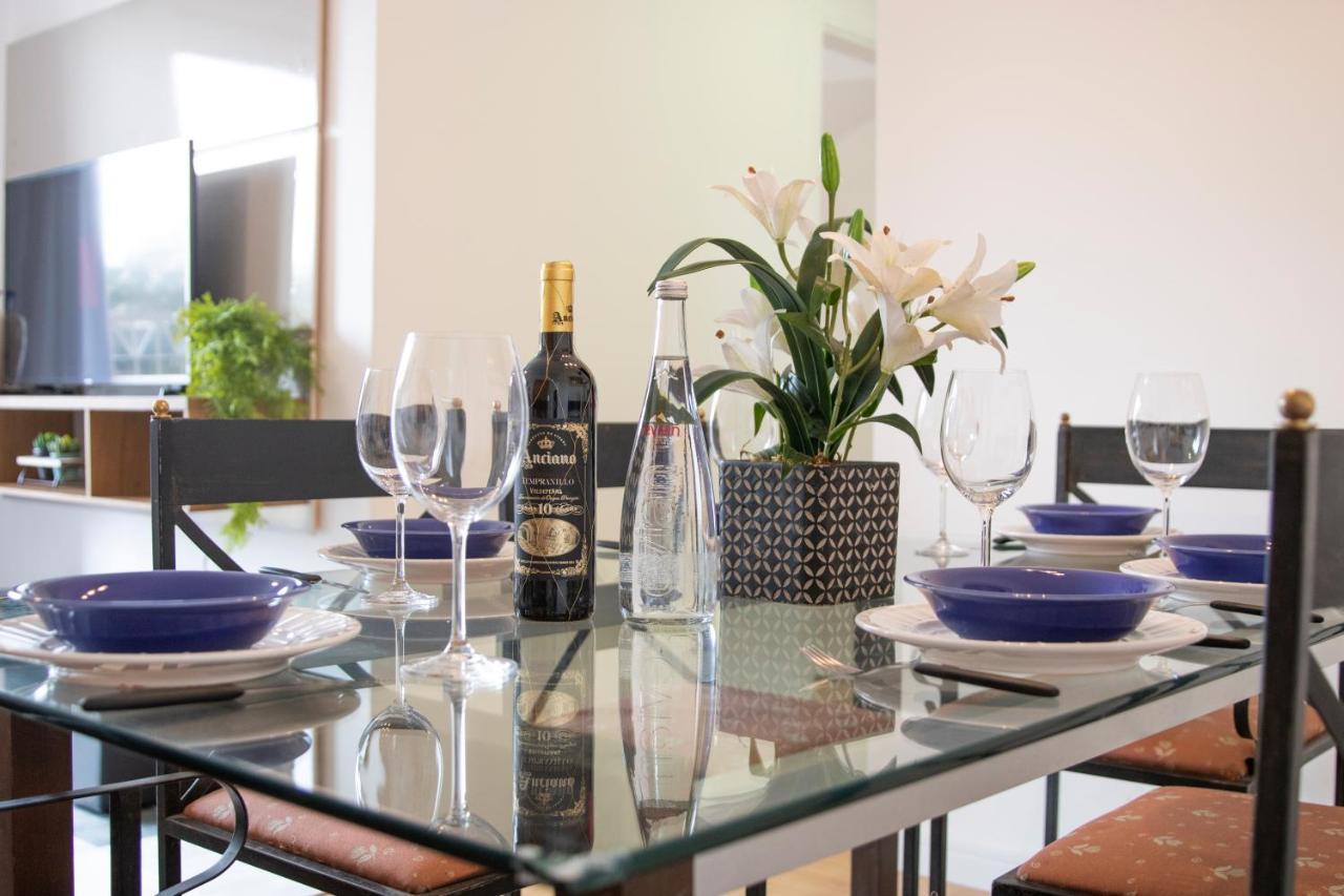 Apartamento 3 Quartos, Espacoso, Shopping Raposo *
